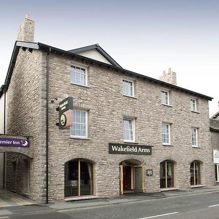 Premier Inn Kendal Central Exteriör bild