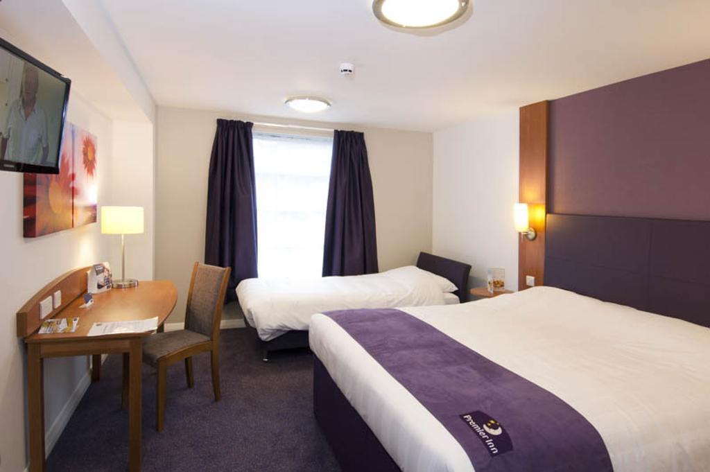 Premier Inn Kendal Central Exteriör bild