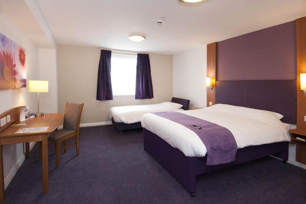 Premier Inn Kendal Central Exteriör bild