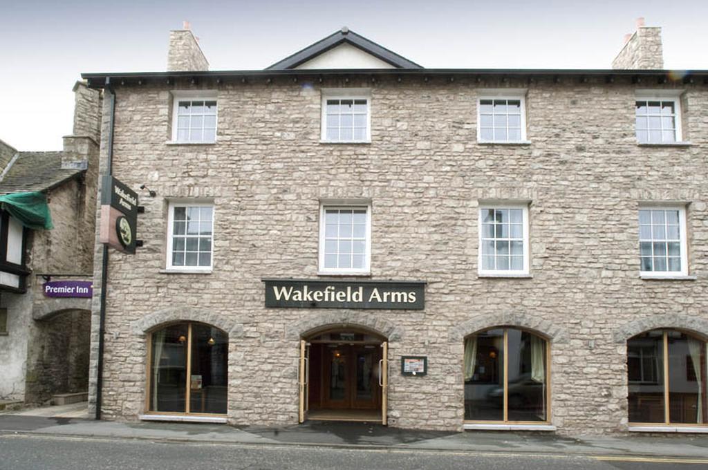 Premier Inn Kendal Central Exteriör bild