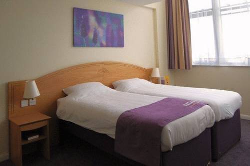 Premier Inn Kendal Central Rum bild